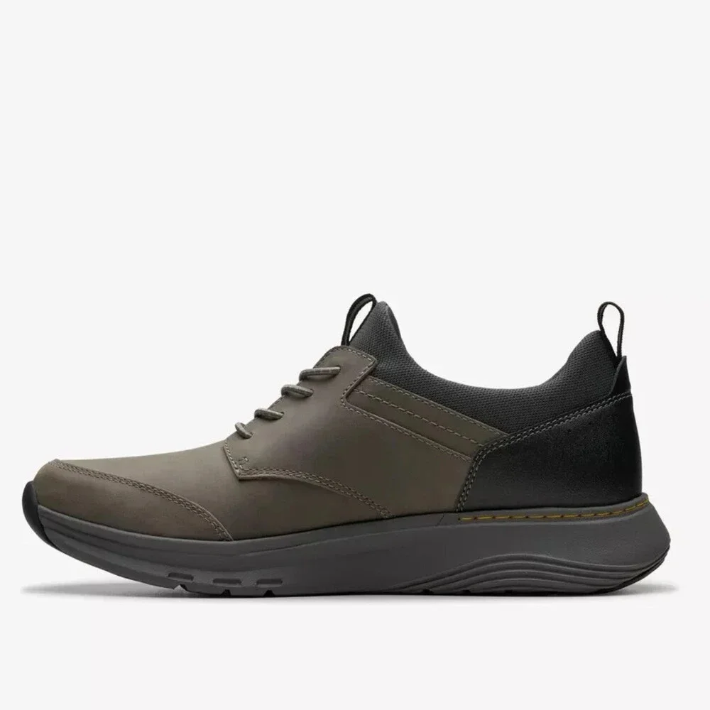Clarks motion trek